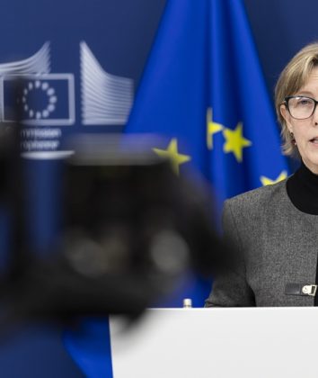 Maria Luís Albuquerque, Comissária para os Serviços Financeiros e a União da Poupança e dos Investimentos | Foto: Comissão Europeia