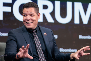 David Hardoon, diretor global de Capacitação de IA do Standard Chartered | Foto: LinkedIn 