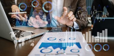Regras para controlar a IA nas Bolsas/Foto: Adobe Stock/Nuttapong punna