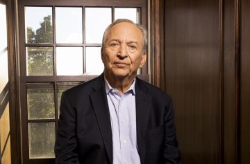 Foto: website oficial Larry Summers