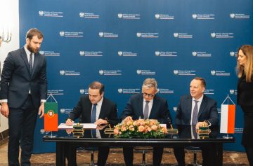 Assinatura do acordo entre o BPF e o Bank Gospodarstwa Krajowego  em Varsóvia/fonte: Banco Português de Fomento