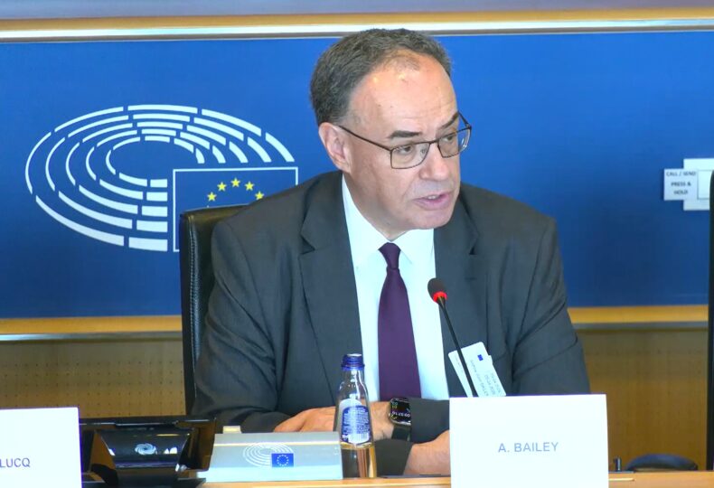 O presidente do Conselho de Estabilidade Financeira, Andrew Bailey/Foto: Parlamento Europeu