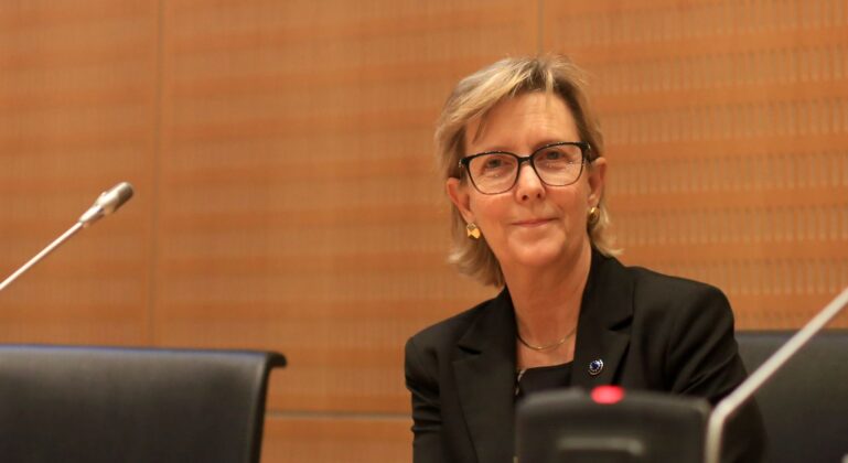 Maria Luís Albuquerque, Comissária dos Serviços Financeiros/Foto: Linkedin