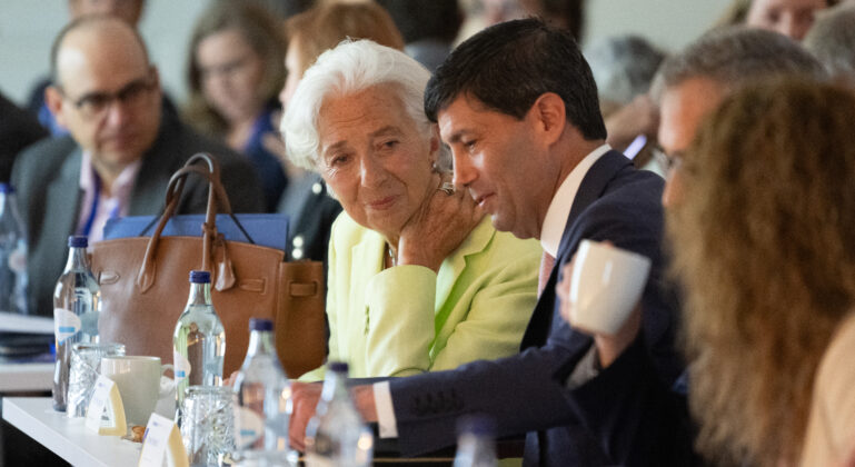 Christine Lagarde, presidente do BCE e Kevin Warsh, presidente da FED/Foto: BCE