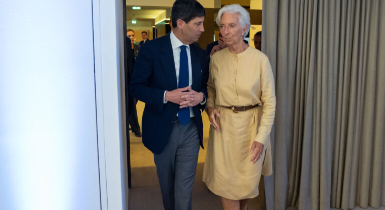 Kevin Warsh presidente da Reserva Federal e Christine Lagarde presidente do BCE em SintraFoto BCE